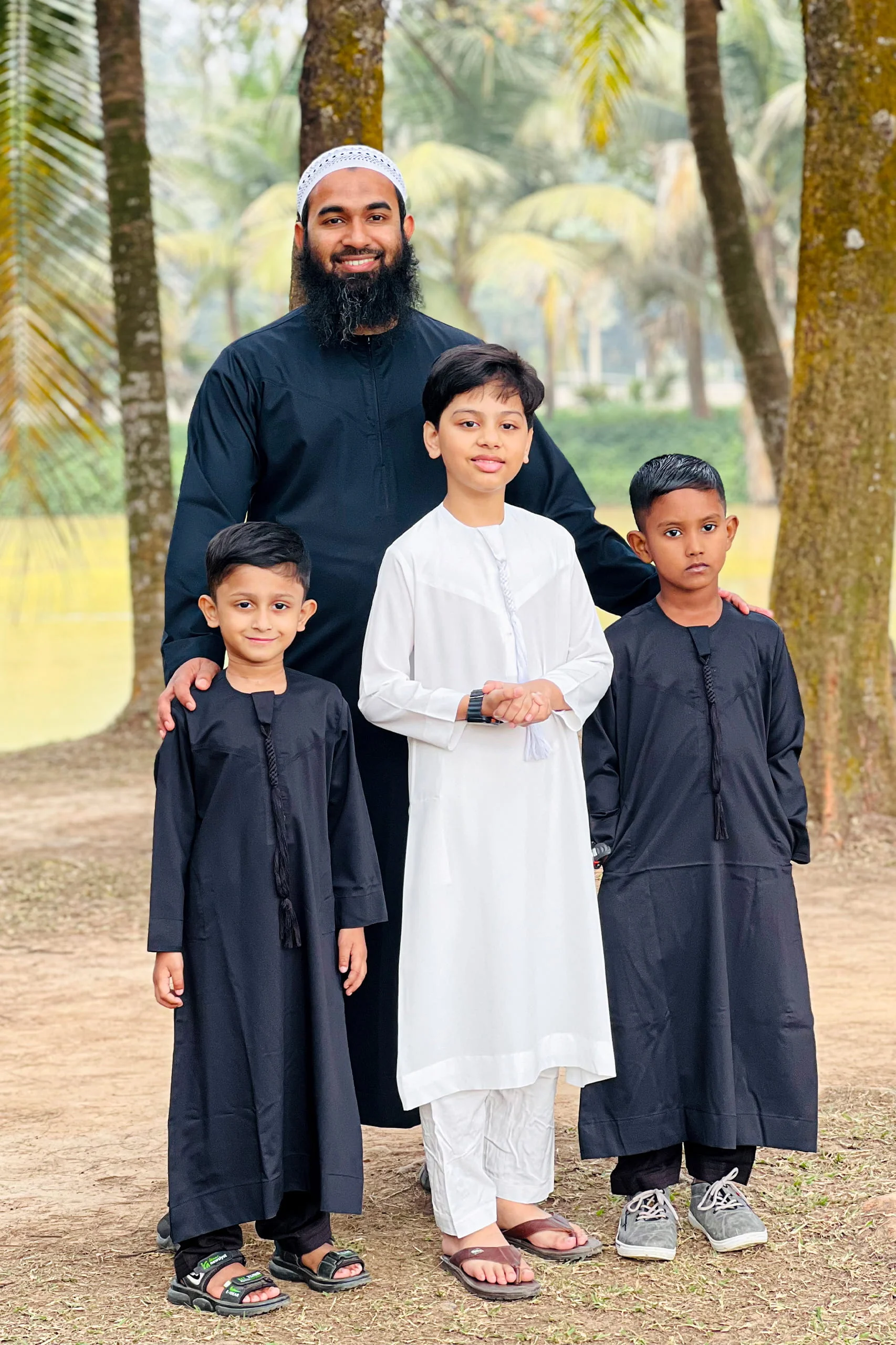 kandura podutch.jpg Father & Son Luxury Emirati Kandura Thobe - Image 1